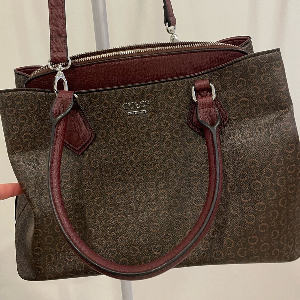Beautiful Guess structured bag
